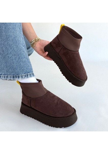 Kahverengi Süet Bot fırsatları