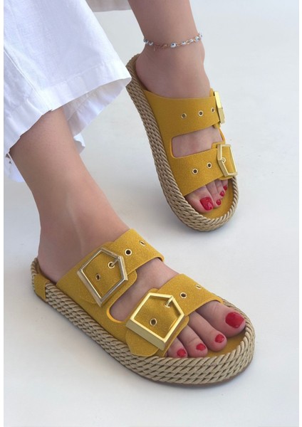 Sarı Nubuk Çift Tokalı Terlik fiyatları