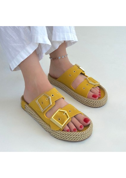 Sarı Nubuk Çift Tokalı Terlik fırsatları