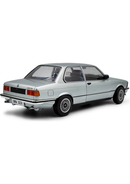 S1812801 1/18 Bmw E21 323I – Saphirblau Metallic – 1980 fırsatları