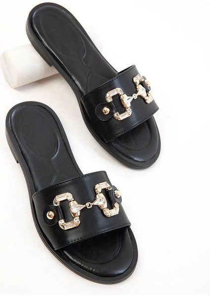 Siyah Cilt Tokalı Terlik modelleri