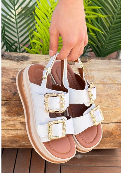 Beyaz Cilt Sandalet fiyatları