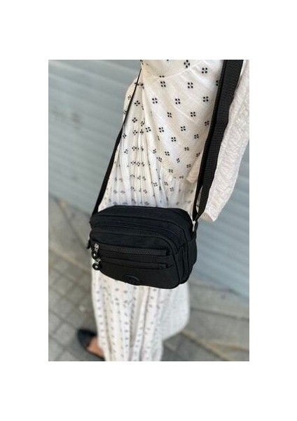 Kadın Siyah Krinkıl Çapraz Askılı Omuz Çantası Ergonomik Tasarımlı Basic Koleksiyon fiyatları