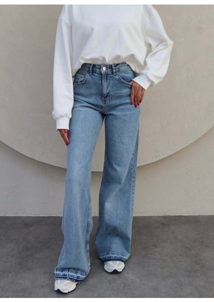 Paça Detay Likralı Wide Leg Jean fırsatları