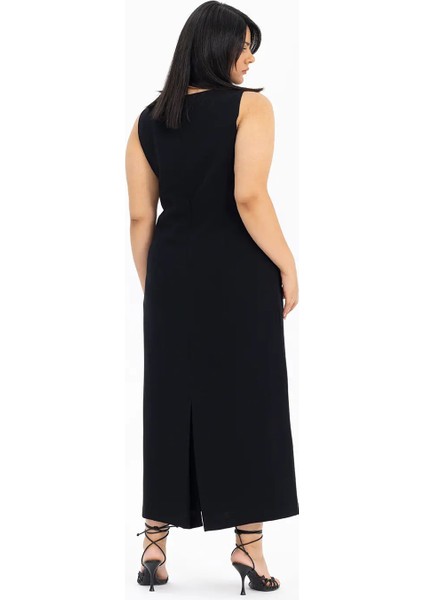 Büyük Beden Astarlı Kolsuz Elbise-Siyah