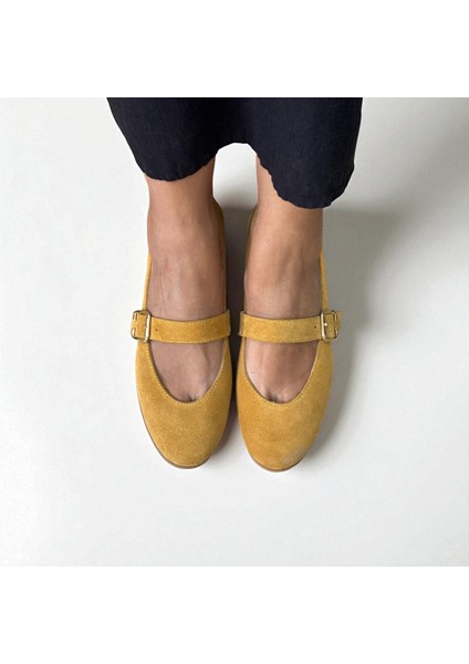 Hardal Süet Hakiki Deri Yuvarlak Burunlu Tokalı Kadın Babet fiyatları