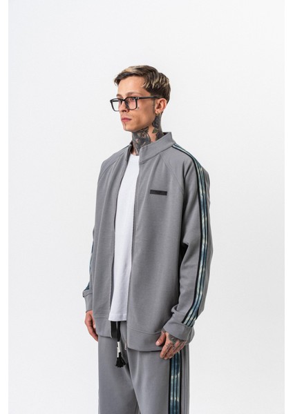 Erkek Dark Striped Şerit Detaylı Dik Yaka Doubleface Zip Oversize Sweatshirt Füme fiyatları