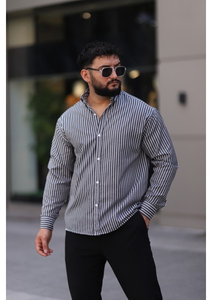 Uzun Kollu Siyah Renk Beyaz Çizgili Yarım Oversize Erkek Gömlek