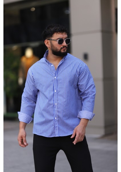 Uzun Kollu Mavi Renk Beyaz Çizgili Yarım Oversize Erkek Gömlek modelleri