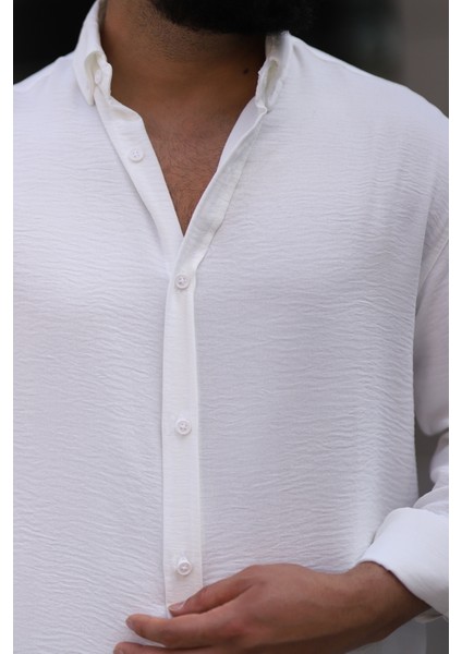 Ayrobin Uzun Kollu Beyaz Renk Yarım Oversize Erkek Gömlek modelleri