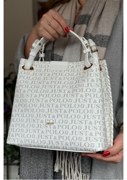 Kadın Just Polo Kabartma Desenli Mıknatıslı Çıtçıt Kapama El Çantası Omuz Askısıyla indirimleri