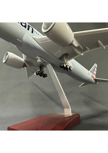Amerikan Boeing 777 Model / Maket Uçak