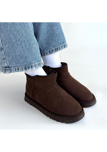 Kahverengi Süet Bot fırsatları