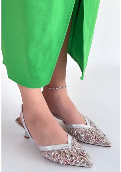 Gümüş Saten Topuklu Ayakkabı