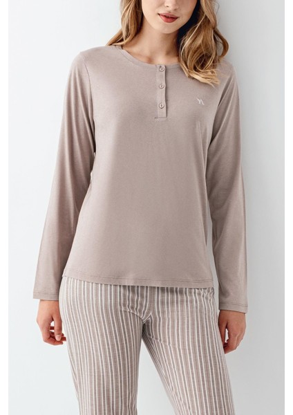 Kadın Vizon Yakası Düğmeli Pijama Takım, Alt Pijama Cepli ve Çizgili, %100 Pamuk modelleri