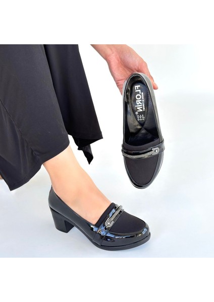 Siyah Rugan Dolgu Topuk Ayakkabı fırsatları