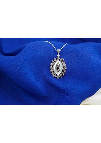 Badem Yaprak Kolye SK0002