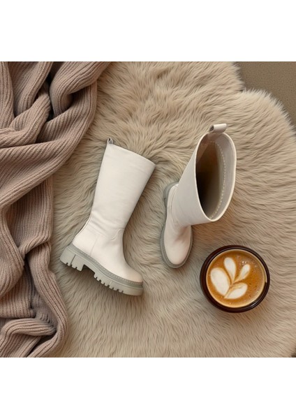 Bej Mat Deri Diz Altı Kadın Günlük Çizme modelleri