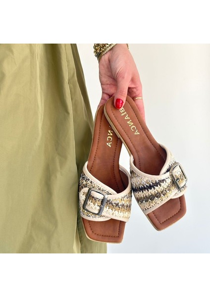 Bej Cilt Terlik fırsatları