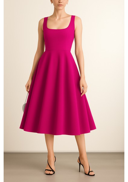 Kolsuz Astarlı Uzun Elbise