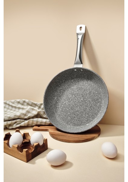 Urla 24 cm Tava fırsatları