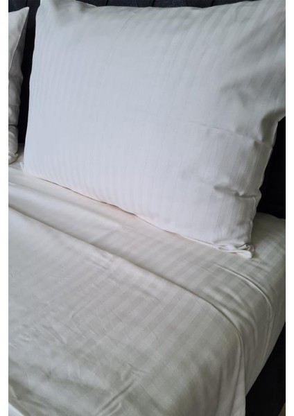 Satin Zarif Armürlü Çift Kişilik Nevresim Takımı Krem fırsatları