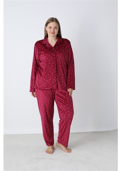 Battal Estiva Puantiyeli Önden Düğmeli Kadife Bayan Pijama Takım