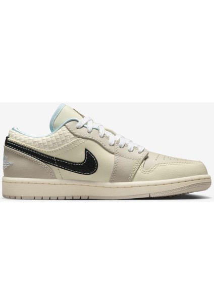 Air Jordan 1 Low Se ... HQ3440-101