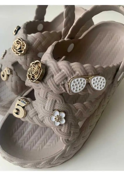 Yumuşak Eva Kadın Terlik Taşlı Aksesuarlarla Şık Plaj ve Havuz Kullanımı İçin