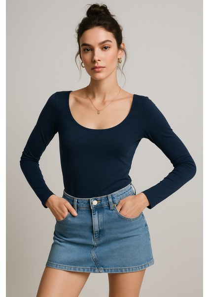 Kadın Lacivert U Yaka Uzun Kollu Bluz