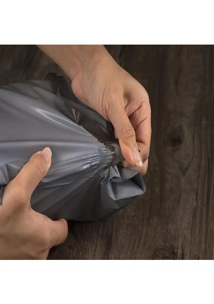 Kargo Poşeti, E Ticaret Poşeti, Paketleme Poşeti, Cepsiz Kargo Poşeti, Siyah 17X30 (100 Adet) modelleri