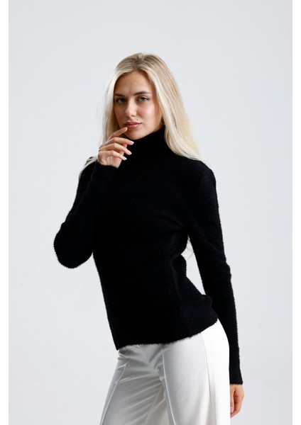 Balıkçı Yaka Sakallı Triko Kazak indirimleri