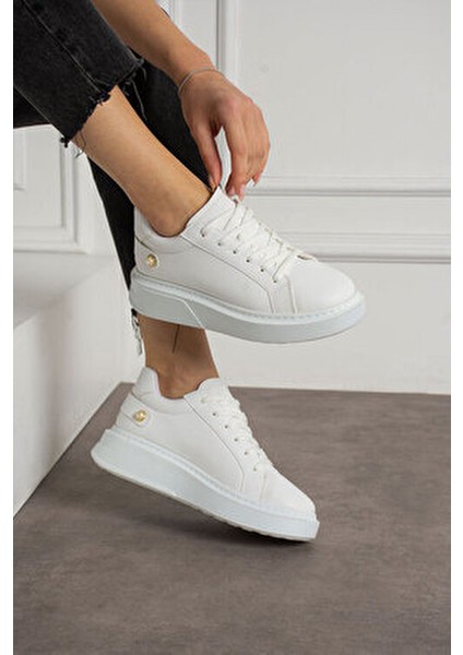 Beyaz Bağcıklı Inci Detaylı Kalın Taban Spor Ayakkabı modelleri