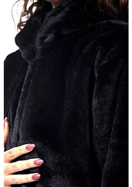 Kadın Siyah Kapüşonlu Kürk Kaban Kumaş Malzeme ile Günlük Kullanım İçin Tasarlandı fırsatları