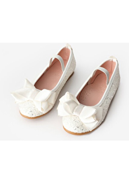 Beyaz Fiyonklu Simli Kız Çocuk Ayakkabı