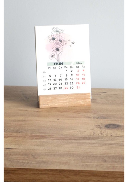 2026 Ahşap Ayaklı Minimalist Çiçek Tasarımlı Vintage Takvim fırsatları