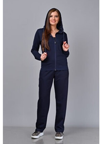 Kadın Lacivert Klasik Eşofman Takımı fırsatları