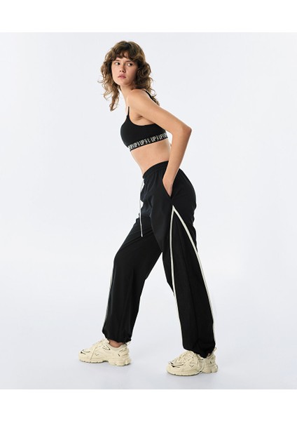 Kontrast Biyeli Straıght Pantolon TW6250003159001 fiyatları