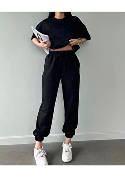 Kadın Oversize Düz Baskısız Penye Kısa Kollu Eşofman Takımı Pamuk Polyester Malzemeden fırsatları