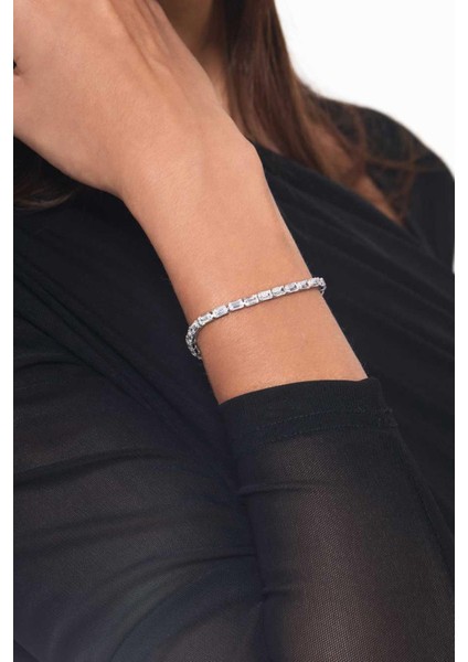 Macy Uzun Taşlı Modern Su Yolu Bileklik-7 mm Taşlı