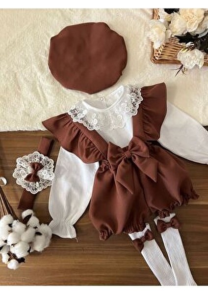 Kız Çocuk Bebek Askılı Kahve Şort Gömlek Şapka Bandana Çorap Takım