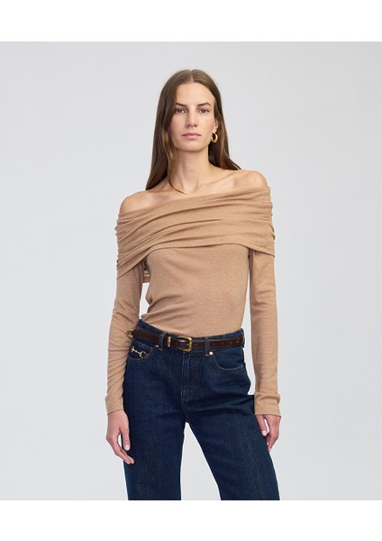 Omzu Açık Uzun Kollu Tişört IW6250070114027