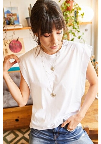 Kadın Beyaz Koltuk Altı Parçalı Yarasa T-Shirt TSH-19000330 fiyatları