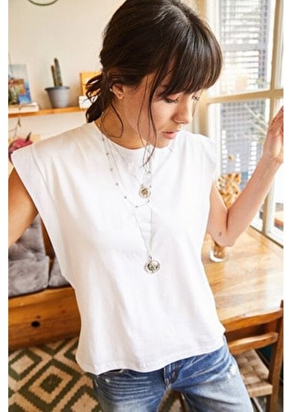 Kadın Beyaz Koltuk Altı Parçalı Yarasa T-Shirt TSH-19000330 fırsatları