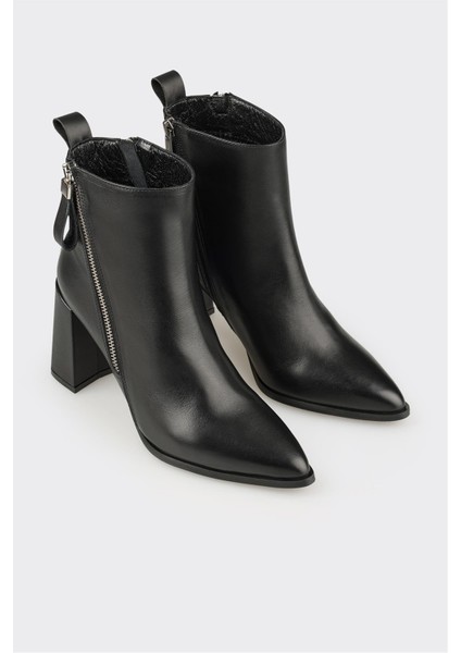 Siyah Deri Kadın Yüksek Topuk Bot fiyatları