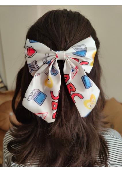 Abc Baskılı Okul Araç Gereçleri Temalı 12 cm Saten Fiyonk Kumaş Otomatik Toka(1 Adet) modelleri