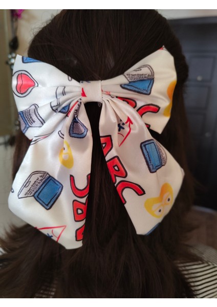 Abc Baskılı Okul Araç Gereçleri Temalı 12 cm Saten Fiyonk Kumaş Otomatik Toka(1 Adet) fırsatları