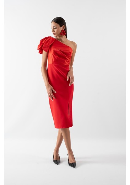 Italio Üst Organze Tek Omuz Fiyonklu Drapeli Yırtmaçlı Kısa Abiye Elbise Kırmızı