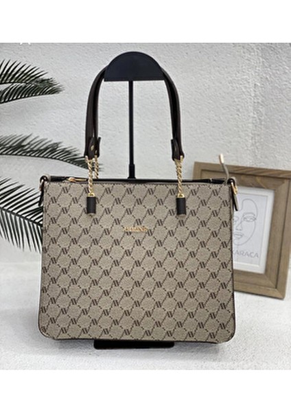 Orta Boy Deri Kol Çantası Düz Desenli Ergonomik Tasarım ile Günlük Kullanım fiyatları