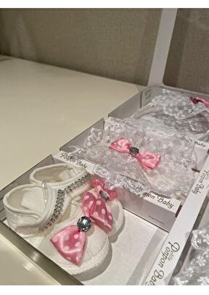 Kız Bebek Pembe Lohusa Seti Terlik ve Taç ile Geometrik Desenli fiyatları